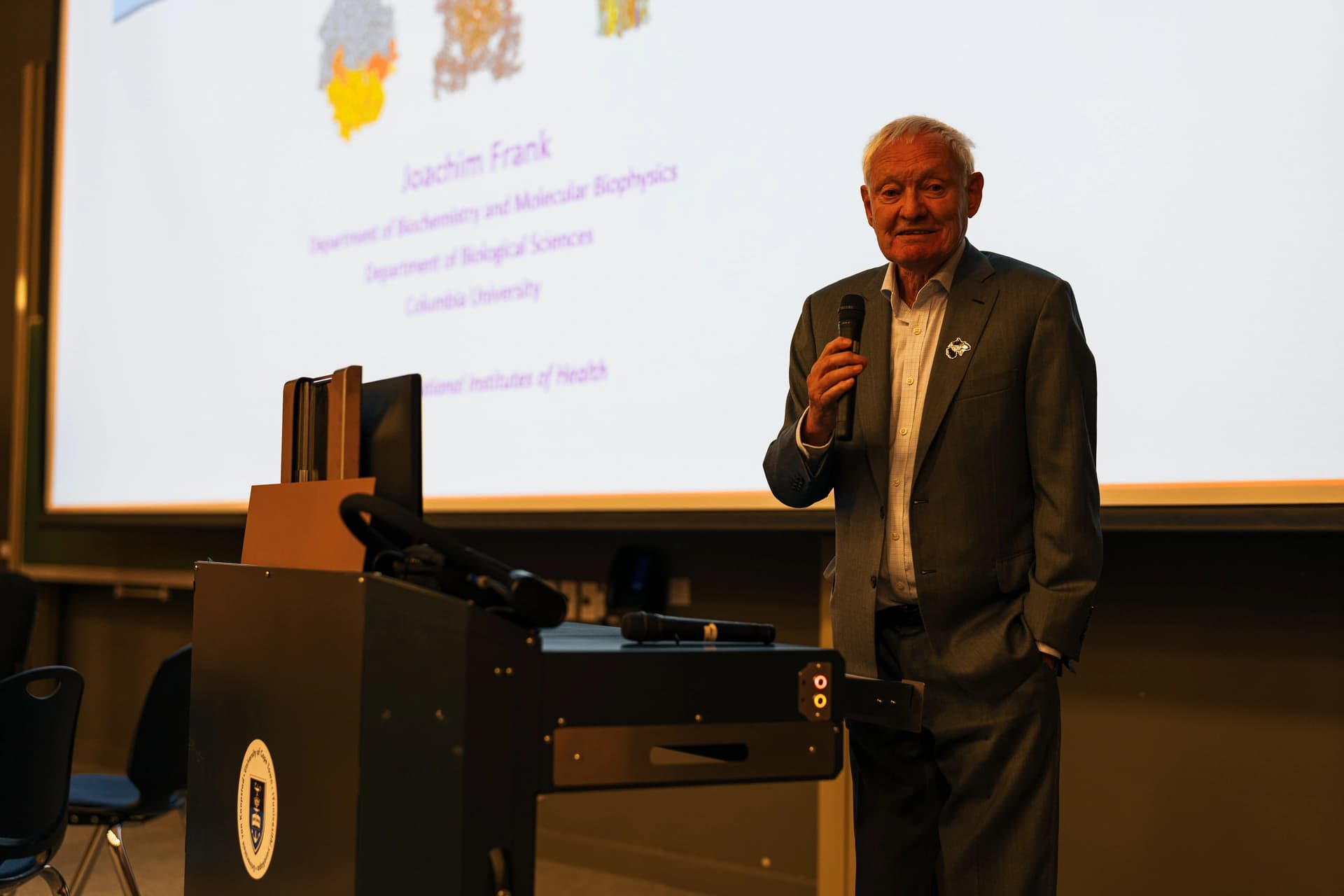 Nobel Laureate Prof. Joachim Frank addressing students at a UCT lecture hall